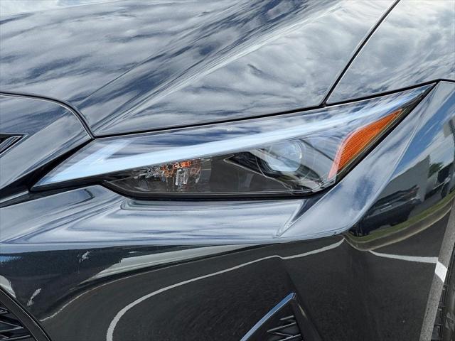 2025 Lexus IS 350 F SPORT Design