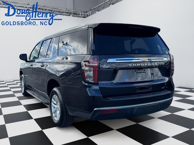 2023 Chevrolet Suburban 2WD LT