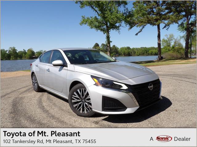 2023 Nissan Altima SV FWD