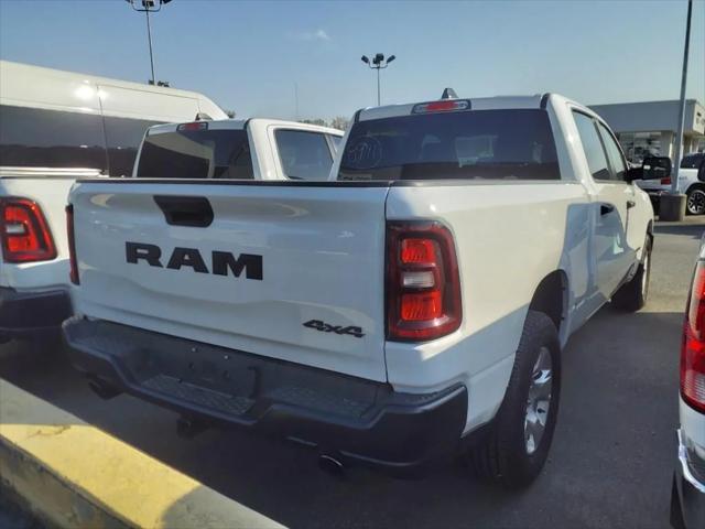 2025 RAM Ram 1500 RAM 1500 TRADESMAN CREW CAB 4X4 64 BOX