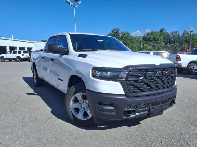 2025 RAM Ram 1500 RAM 1500 TRADESMAN CREW CAB 4X4 64 BOX