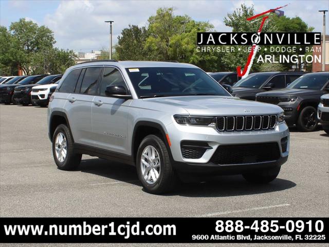 2025 Jeep Grand Cherokee GRAND CHEROKEE LAREDO X 4X2