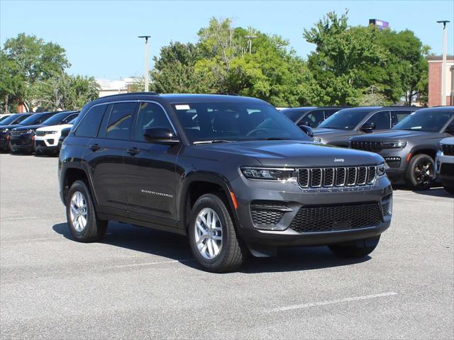 2025 Jeep Grand Cherokee GRAND CHEROKEE LAREDO X 4X2
