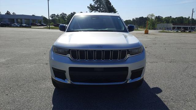 2023 Jeep Grand Cherokee L Laredo 4x4