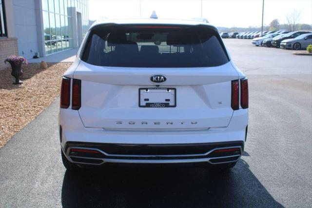 2021 Kia Sorento S