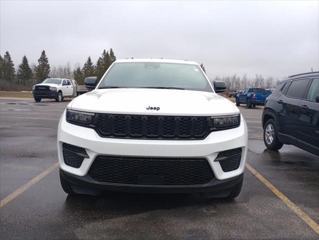 2023 Jeep Grand Cherokee Altitude 4x4 2023 Jeep Grand Cherokee Altitude 4x4