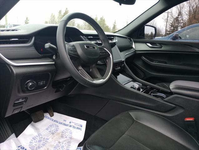 2023 Jeep Grand Cherokee Altitude 4x4 2023 Jeep Grand Cherokee Altitude 4x4