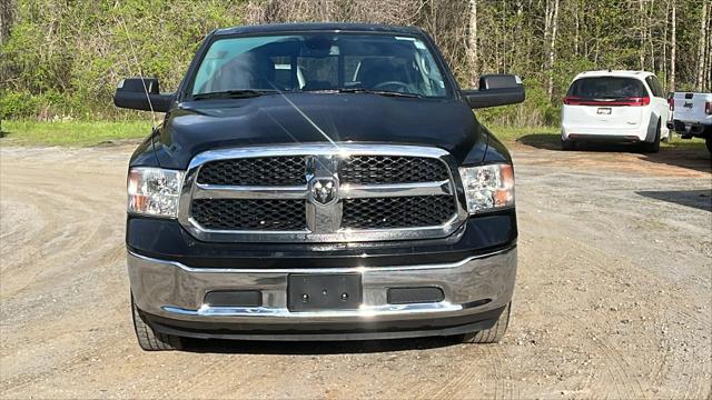 2023 RAM 1500 Classic SLT Crew Cab 4x4 57 Box