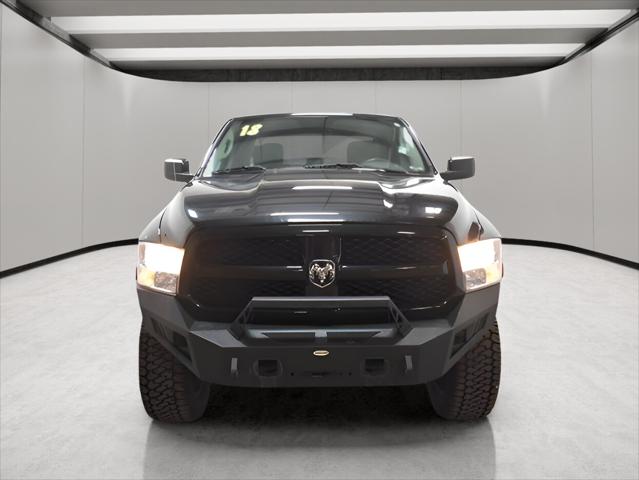 2018 RAM 1500 Express Crew Cab 4x4 57 Box