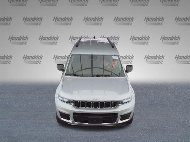 2021 Jeep Grand Cherokee L Laredo 4x4
