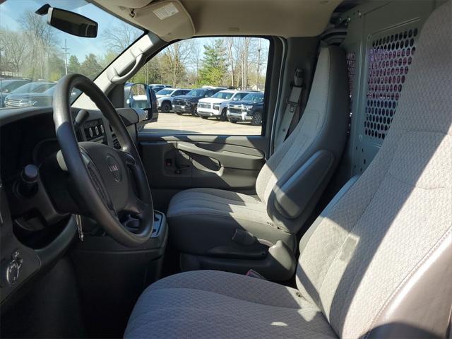 Used 2014 GMC Savana 1500 For Sale in Waterford Twp, MI