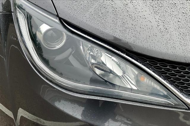 Used 2018 Chrysler Pacifica For Sale in Olive Branch, MS