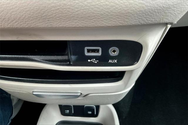 Used 2018 Chrysler Pacifica For Sale in Olive Branch, MS