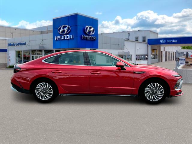 2025 Hyundai Sonata Hybrid Limited
