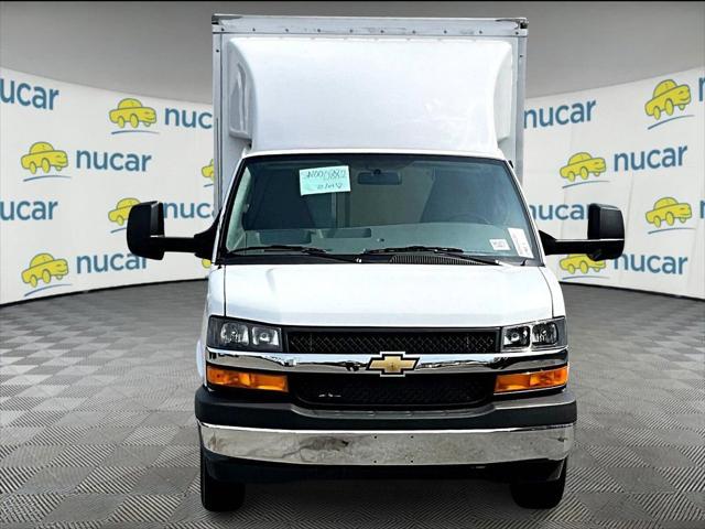 2025 Chevrolet Express Cutaway Work Van