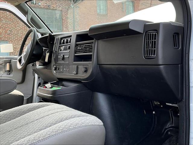 2025 Chevrolet Express Cutaway Work Van