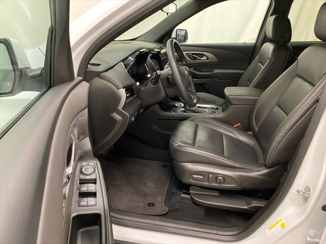 2023 Chevrolet Traverse AWD LT Leather