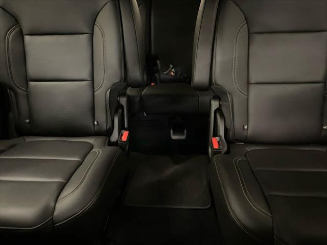 2023 Chevrolet Traverse AWD LT Leather