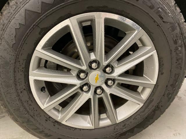 2023 Chevrolet Traverse AWD LT Leather