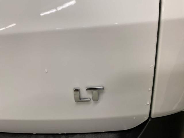 2023 Chevrolet Traverse AWD LT Leather