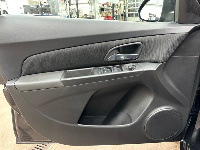 Used 2014 Chevrolet Cruze For Sale in Wilmington, OH