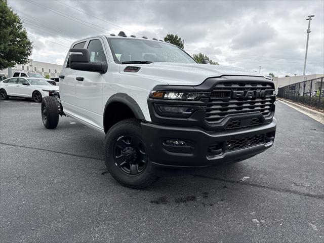 2025 RAM Ram 3500 Chassis Cab RAM 3500 TRADESMAN CREW CAB CHASSIS 4X4 60 CA