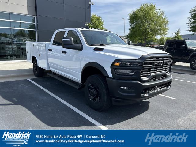 2025 RAM Ram 3500 Chassis Cab RAM 3500 TRADESMAN CREW CAB CHASSIS 4X4 60 CA