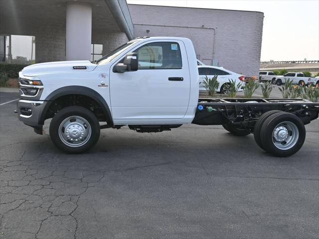 2025 RAM Ram 5500 Chassis Cab RAM 5500 TRADESMAN CHASSIS REGULAR CAB 4X2 60 CA 2025 RAM Ram 5500 Chassis Cab RAM 5500 TRADESMAN CHASSIS REGULAR CAB 4X2 60 CA