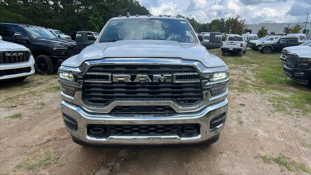 2025 RAM Ram 2500 RAM 2500 TRADESMAN CREW CAB 4X4 64 BOX