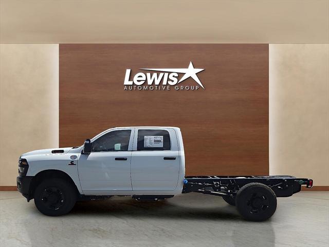 2025 RAM Ram 3500 Chassis Cab RAM 3500 TRADESMAN CREW CAB CHASSIS 4X4 60 CA