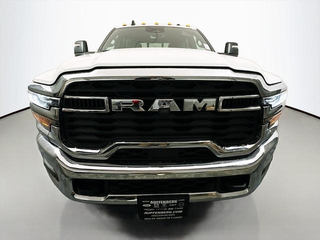 2025 RAM Ram 2500 RAM 2500 TRADESMAN CREW CAB 4X4 64 BOX