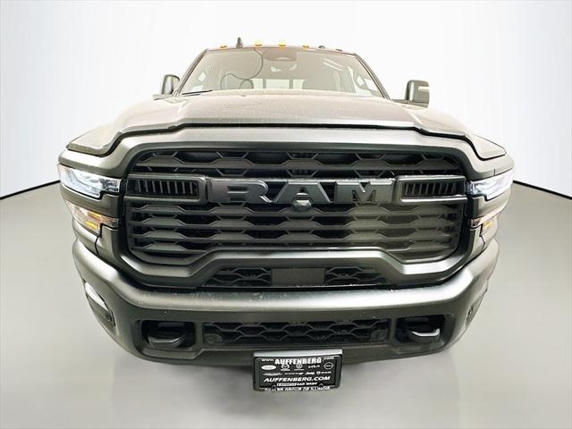 2025 RAM Ram 2500 RAM 2500 TRADESMAN CREW CAB 4X4 64 BOX