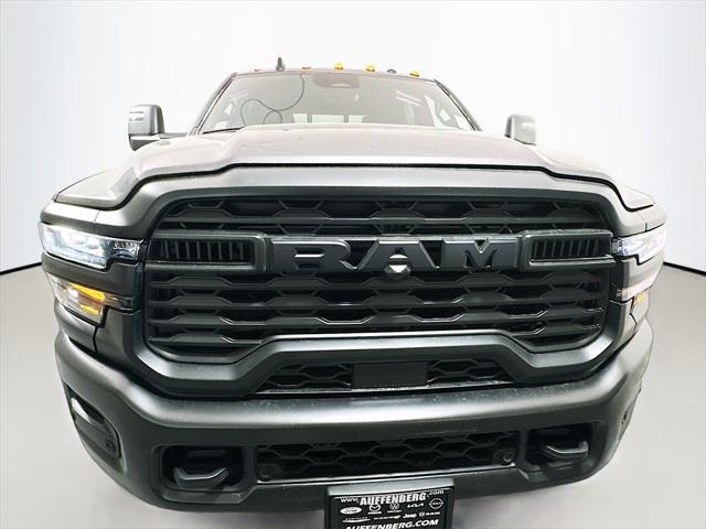 2025 RAM Ram 2500 RAM 2500 TRADESMAN CREW CAB 4X4 64 BOX