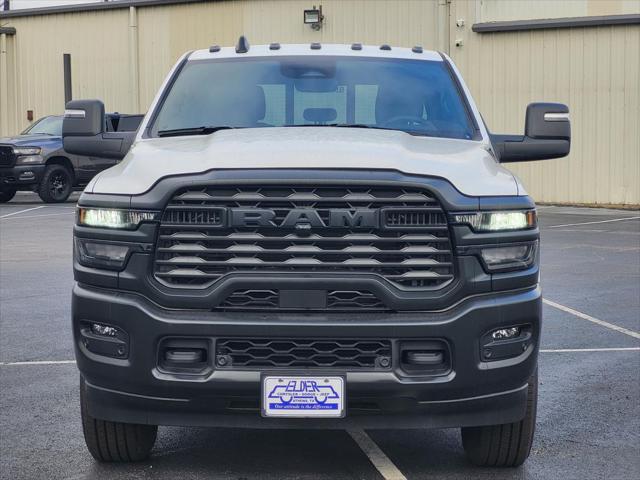 2025 RAM Ram 3500 RAM 3500 TRADESMAN CREW CAB 4X4 8 BOX