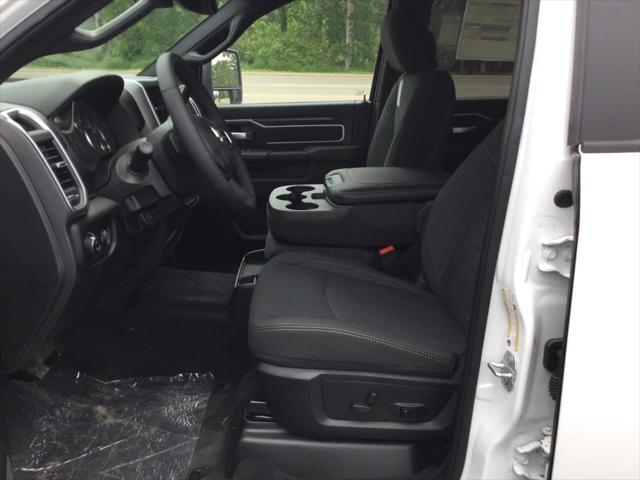 2025 RAM Ram 3500 RAM 3500 BIG HORN CREW CAB 4X4 8 BOX