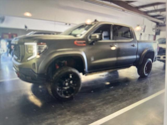 2022 GMC Sierra 1500 4WD Crew Cab Short Box SLT