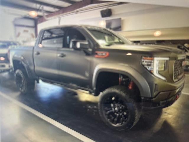 2022 GMC Sierra 1500 4WD Crew Cab Short Box SLT