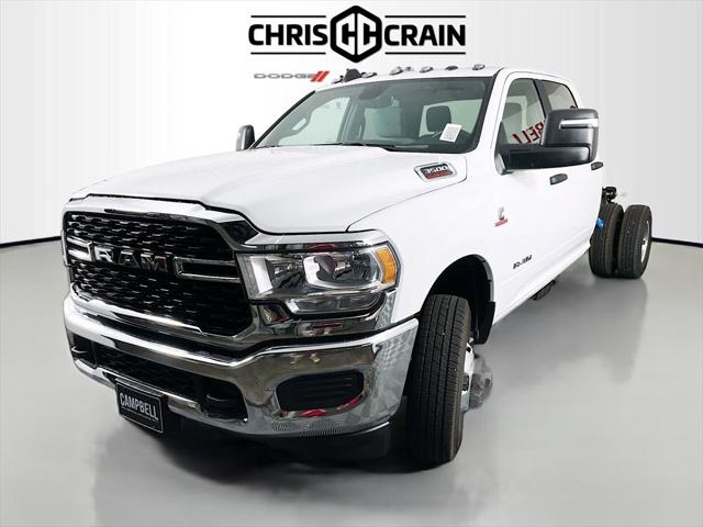 2024 RAM Ram 3500 Chassis Cab RAM 3500 SLT CREW CAB CHASSIS 4X4 60 CA