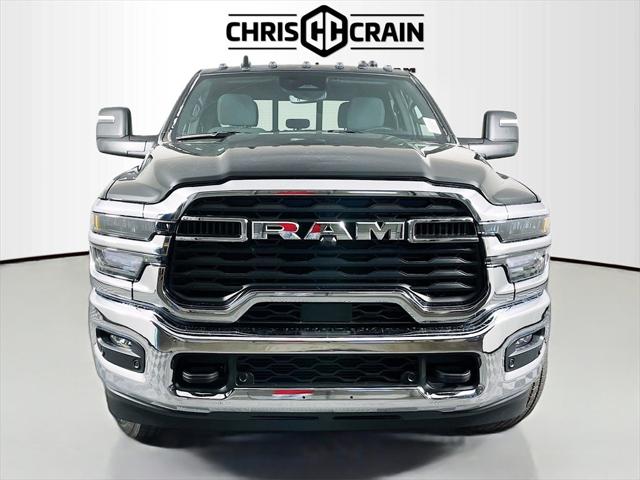 2025 RAM Ram 2500 RAM 2500 TRADESMAN CREW CAB 4X4 64 BOX