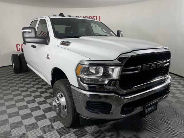 2024 RAM Ram 3500 Chassis Cab RAM 3500 TRADESMAN CREW CAB CHASSIS 4X4 60 CA