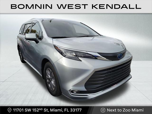 2024 Toyota Sienna XLE