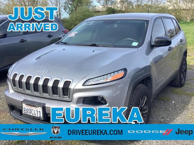 2015 Jeep Cherokee Sport