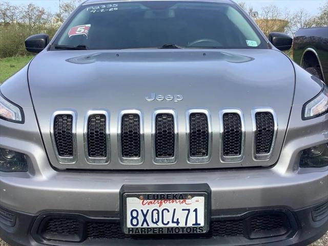 2015 Jeep Cherokee Sport