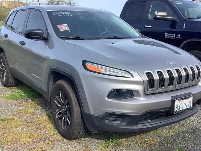 2015 Jeep Cherokee Sport
