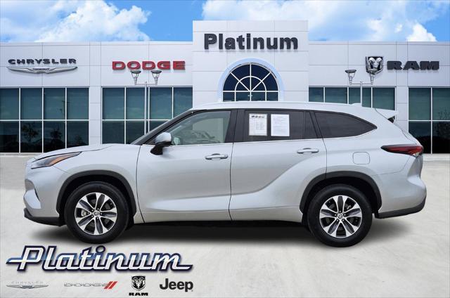 2024 Toyota Highlander XLE