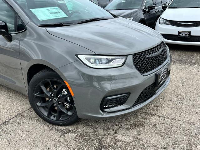 2025 Chrysler Pacifica PACIFICA LIMITED