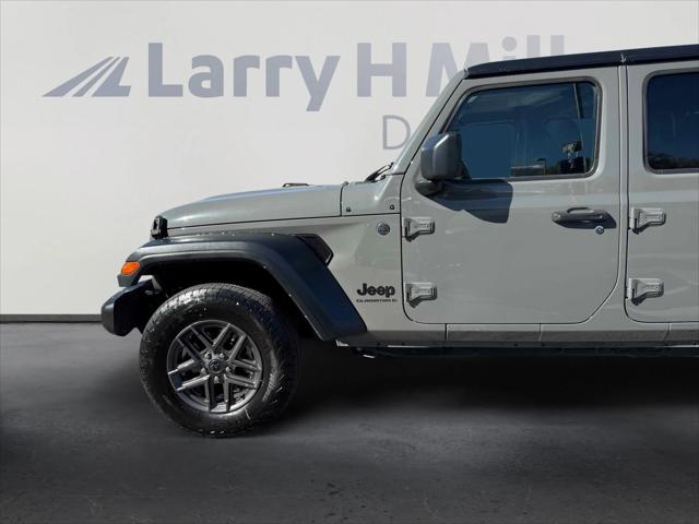 vehicle thumbnail - 41924004