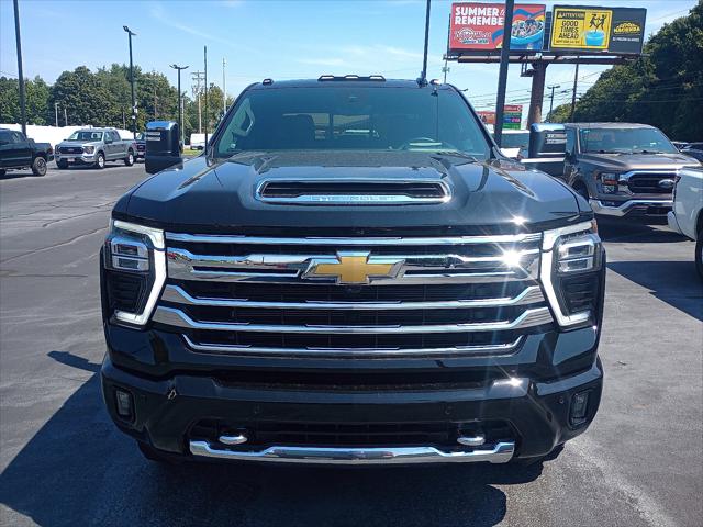 2025 Chevrolet Silverado 2500HD 4WD Crew Cab Standard Bed High Country