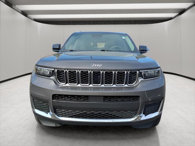 2023 Jeep Grand Cherokee L Laredo 4x4