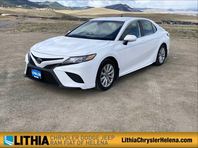 2020 Toyota Camry SE